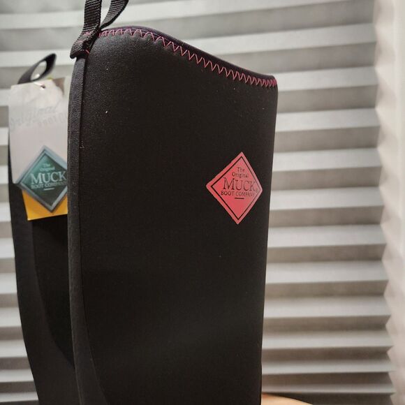 Muck Boot Tall Sporty Boots – Women’s 7 – Multi-Season – Black & Pink - Picture 10 of 14